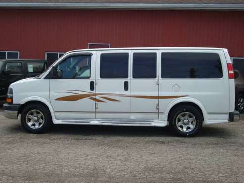 03 Chevy Express Conv - - by dealer - vehicle for sale in Canton, OH