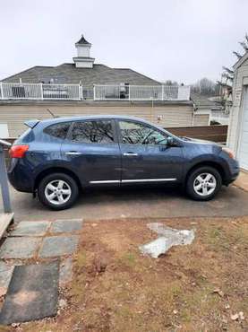 2013 Nissan Rogue Suv 64 K miles for sale in Wethersfield, CT