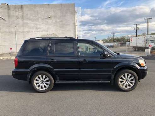 2005 Black Honda Pilot EX-L 4WD 3.5L Leather, Moon Roof, 3rd Row... for sale in Kearny, NY