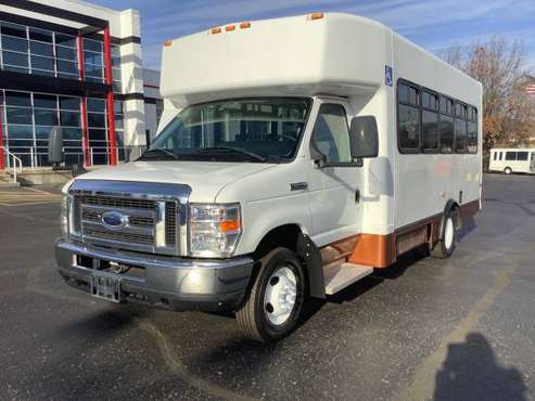 Clean! 2012 Ford E-350! Cutaway Bus! Finance Guaranteed! - cars &... for sale in Ortonville, MI
