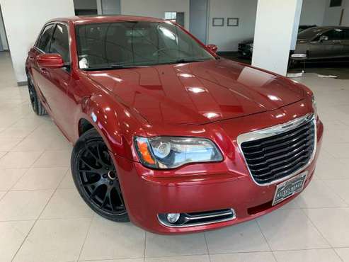 2012 Chrysler 300 S V6 - - by dealer - vehicle for sale in Springfield, IL