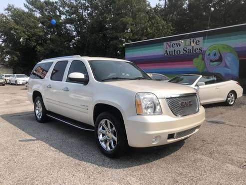 2010 GMC YUKON XL 4DR - cars & trucks - by dealer - vehicle... for sale in North Charleston, SC