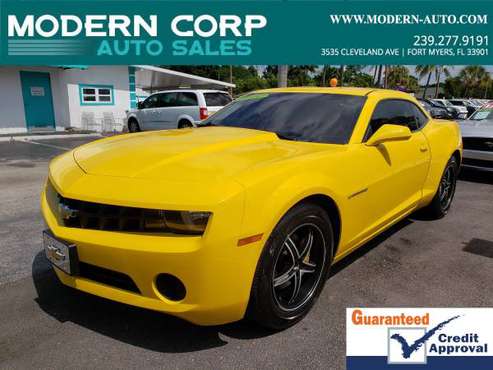 2011 Chevy Camaro - Premium Wheels, OnStar, Like NEW! for sale in Fort Myers, FL