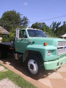 F700 Flatbed Truck - cars & trucks - by owner - vehicle automotive... for sale in Athens, AL
