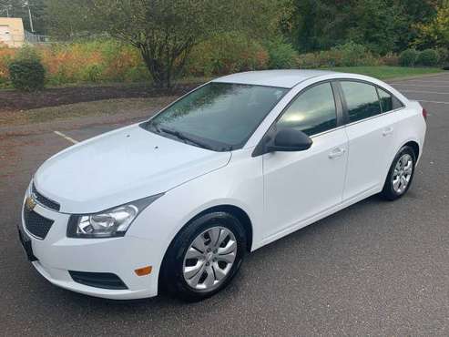 2012 Chevrolet Cruze 6sp manual 42 MPG for sale in South Windsor CT 06074, CT