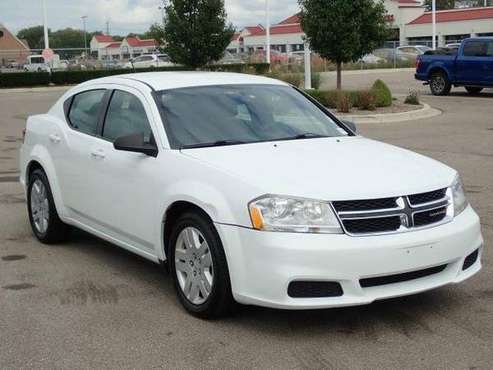2013 Dodge Avenger sedan SE (Bright White Clearcoat) GUARANTEED... for sale in Sterling Heights, MI