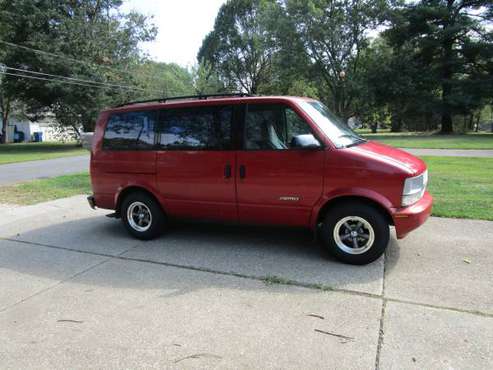 1999 Chevy Astro Van for sale in Akron, OH