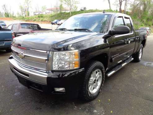 2009 Chevrolet Silverado 1500 LT1 Ext Cab Long Box 4WD - cars & for sale in Martinsville, NC