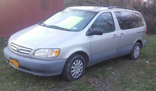 2002 TOYOTA MINIVAN - cars & trucks - by owner - vehicle automotive... for sale in hopewell junction ny 12533, NY
