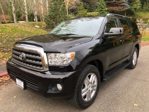 2016 Toyota Sequoia SR5 4WD --Leather, Sunroof, Bluetooth,... for sale in Kirkland, WA