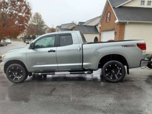 2011 Toyota Tundra SR5 - cars & trucks - by owner - vehicle... for sale in Bryans Road, District Of Columbia