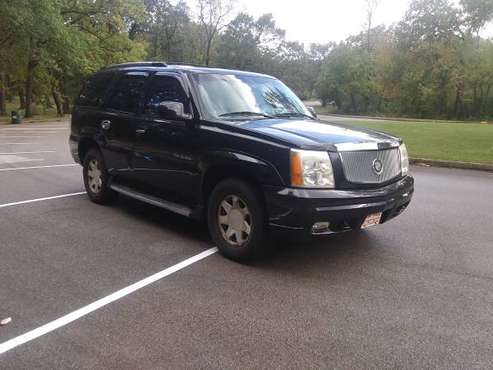 Escalade,AWD,Loaded,Black,Just Serviced, TV,Sun Roof, - cars &... for sale in Midlothian, IL