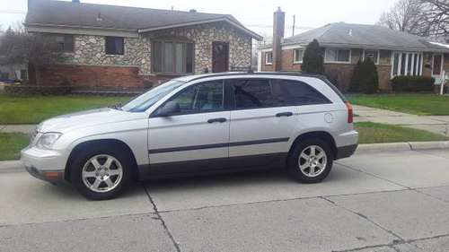 2007 Chrysler Pacifica - cars & trucks - by owner - vehicle... for sale in Westland, MI