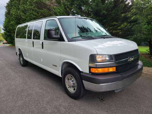 2005 CHEVROLET EXPRESS VAN 15 PASSENGER 6.0L. ONE OWNER .. LOW MILES... for sale in Charlotte, NC