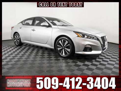 *SALE* 2019 *Nissan Altima* SL FWD - cars & trucks - by dealer -... for sale in Pasco, WA