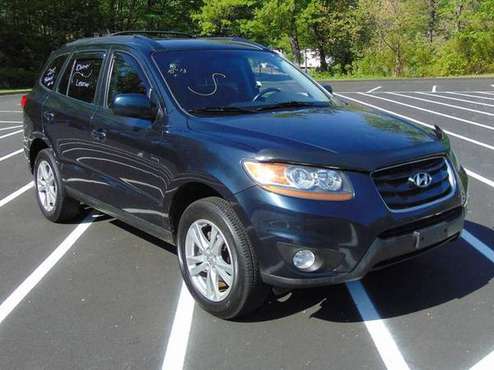 2010 Hyundai Santa Fe/ SE for sale in Waterbury, CT