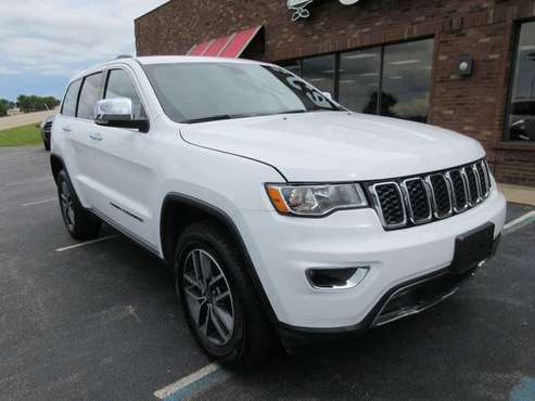 2019 Jeep Grand Cherokee LIMITED SUV - cars & trucks - by dealer -... for sale in Jackson, IL