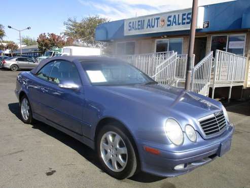 2000 Mercedes-Benz CLK 320 CONVERTIBLE - LOW MILEAGE - LEATHER AND... for sale in Sacramento , CA