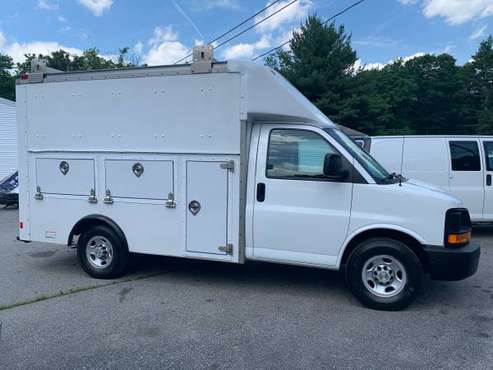 2008 Chevrolet Express 3500 Utility Van Box Truck for sale in Rehoboth, MA