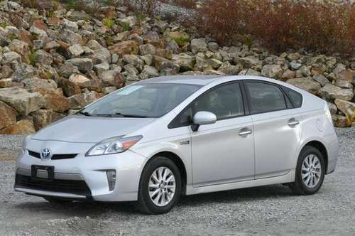 2013 *Toyota* *Prius* *Plug-In* - cars & trucks - by dealer -... for sale in Naugatuck, CT