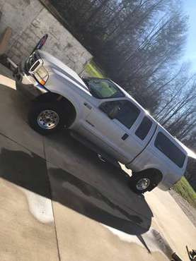 2002 7.3L F-250 Super Duty LOW MILES 6 SPEED - cars & trucks - by... for sale in Hendersonville, NC