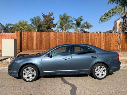 2011 Ford Fusion SE Sedan 4D - cars & trucks - by owner - vehicle... for sale in Tulare, CA