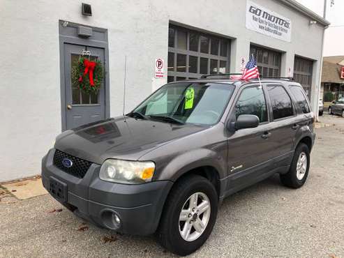 2006 Ford Escape Hybrid Sport Utility 4D - cars & trucks - by dealer... for sale in Niantic, CT