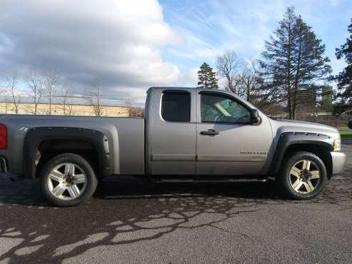 2008 Chevy Silverado 1500 4x4 - cars & trucks - by owner - vehicle... for sale in Syracuse, NY