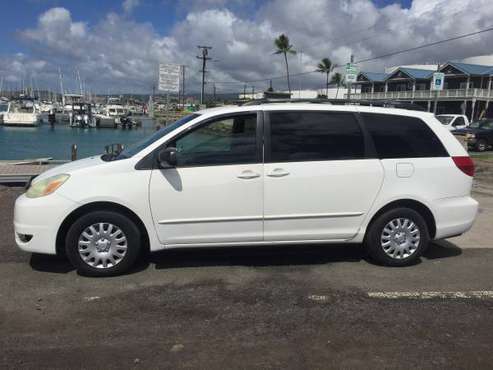 04 Toyota Sienna Minivan for sale in Honolulu, HI