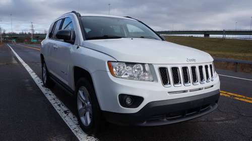 2011 Jeep Compass Latitude 4x4 4dr SUV - cars & trucks - by dealer -... for sale in Syracuse, NY
