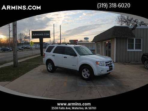 2009 Ford Escape - cars & trucks - by dealer - vehicle automotive sale for sale in Waterloo, IA