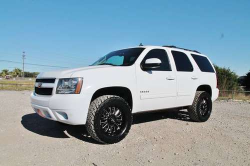 2012 CHEVROLET TAHOE LT 4X4*LEATHER*HOSTILE*NEW TIRES*TOUCH... for sale in Liberty Hill, IN