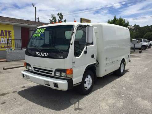 LOW PRICE! 2004 ISUZU NPR DUALLY 10' BOX TRUCK W CAB OVER, DIESEL -... for sale in Wilmington, NC