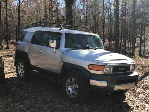 Toyota FJ Cruiser - cars & trucks - by owner - vehicle automotive sale for sale in Vardaman, MS