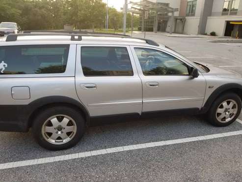 2003 Volvo Wagon XC70 - cars & trucks - by owner - vehicle... for sale in King of Prussia, PA
