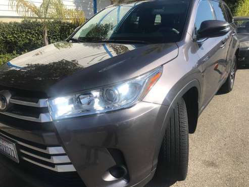 Toyota Highlander Hybrid - cars & trucks - by owner - vehicle... for sale in Redondo Beach, CA