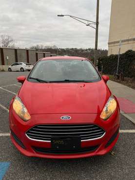 Ford 2015 Fiesta SE - cars & trucks - by owner - vehicle automotive... for sale in White Plains, NY