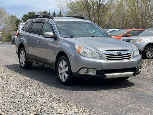 2011 Subaru Outback 4dr Wgn H4 Auto 2 5i Limited Pwr Moon/CLEAN for sale in Asheville, NC