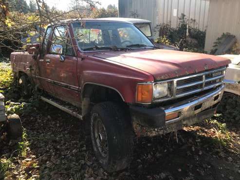 88 Toyota pickup extra cab - cars & trucks - by owner - vehicle... for sale in Grants Pass, OR
