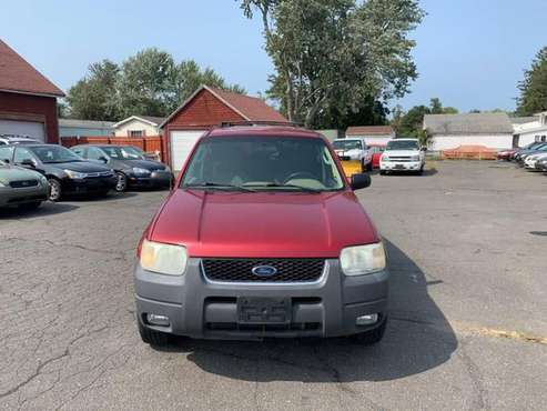 2004 Ford Escape 4dr 103 WB XLT 4WD - cars & trucks - by dealer -... for sale in East Windsor, MA