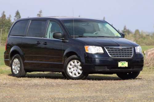 2010 Chrysler Town & Country LX - - by dealer for sale in Bend, OR