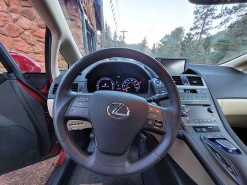 Lexus 250h hybrid LOW MILES! - cars & trucks - by owner - vehicle... for sale in Colorado Springs, CO