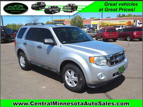 2012 Ford Escape XLT 4x4 V6 Clean - - by dealer for sale in Buffalo, MN