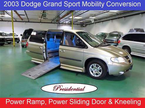 2003 Dodge Caravan Presidential Wheelchair Handicap Conversion Van for sale in El Paso, TX