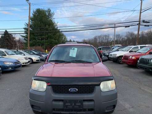 2004 Ford Escape 4dr 103 WB XLS 4WD - cars & trucks - by dealer -... for sale in East Windsor, CT