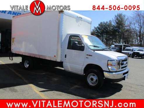 2016 Ford Econoline Commercial Cutaway E-350 14 FOOT BOX TRUCK for sale in South Amboy, NY