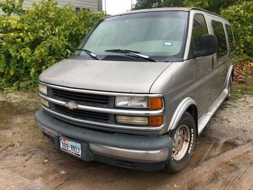 1999 Chevy conversion van for sale in Duluth, MN