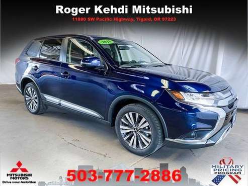 2019 Mitsubishi Outlander 4x4 4WD SE SUV - cars & trucks - by dealer... for sale in Tigard, OR