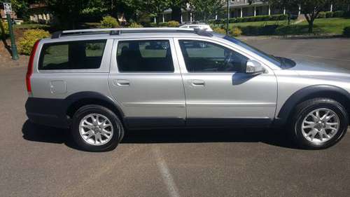 Volvo XC70 AWD - cars & trucks - by owner - vehicle automotive sale for sale in Vancouver, OR