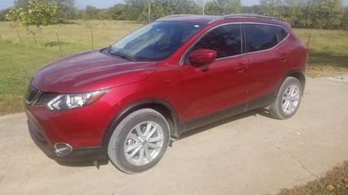 2019 Nissan Rogue Sport SV Low Mileage - cars & trucks - by owner -... for sale in Stonewall, TX